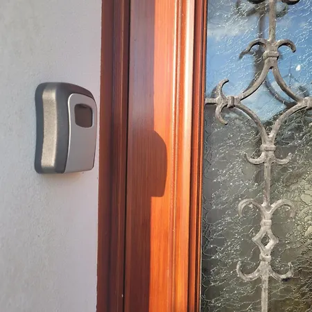 Charmante Chaumiere Au Coeur De La Briere